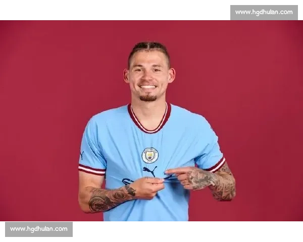 曼城定妆照集体搓手引热议：这是什么神秘仪式？