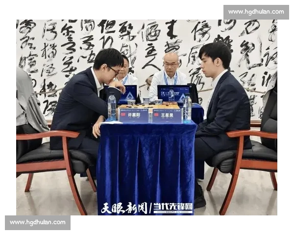 围甲第三轮王星昊逆转屠晓宇,许皓鋐弃子制胜;围乙朴文垚爆冷负赖均辅